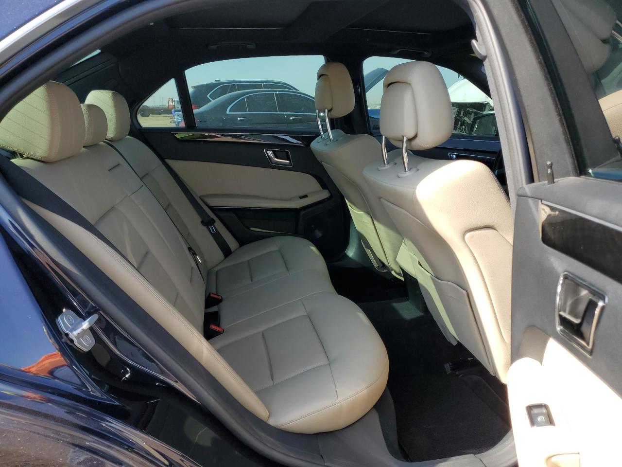 WDDHF8HB3BA358475 2011 Mercedes-Benz E 350 4Matic