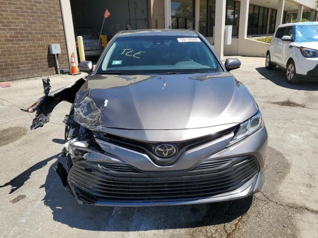 VIN 4T1B11HKXJU604047 2018 Toyota Camry, L no.5