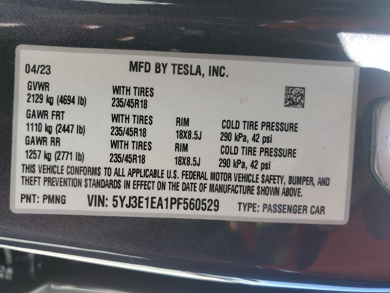 TESLA MODEL 3