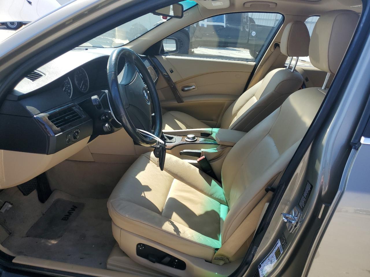 WBANA73565CR61000 2005 BMW 530 I