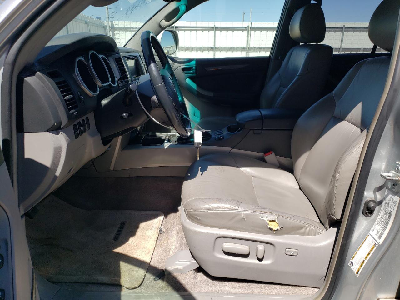 JTEBU17R158041989 2005 Toyota 4Runner Limited