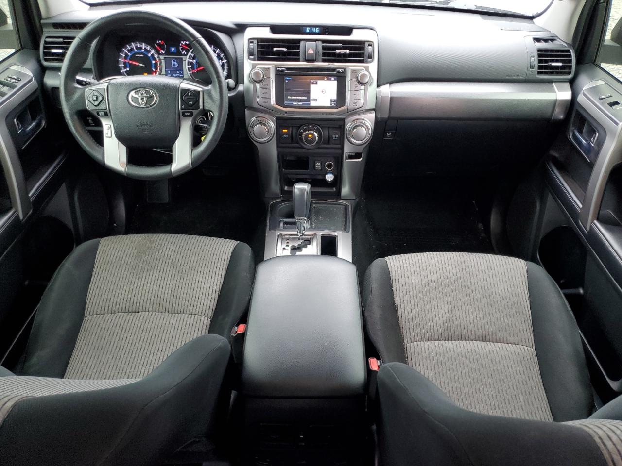 JTEZU5JR5J5176743 2018 Toyota 4Runner Sr5