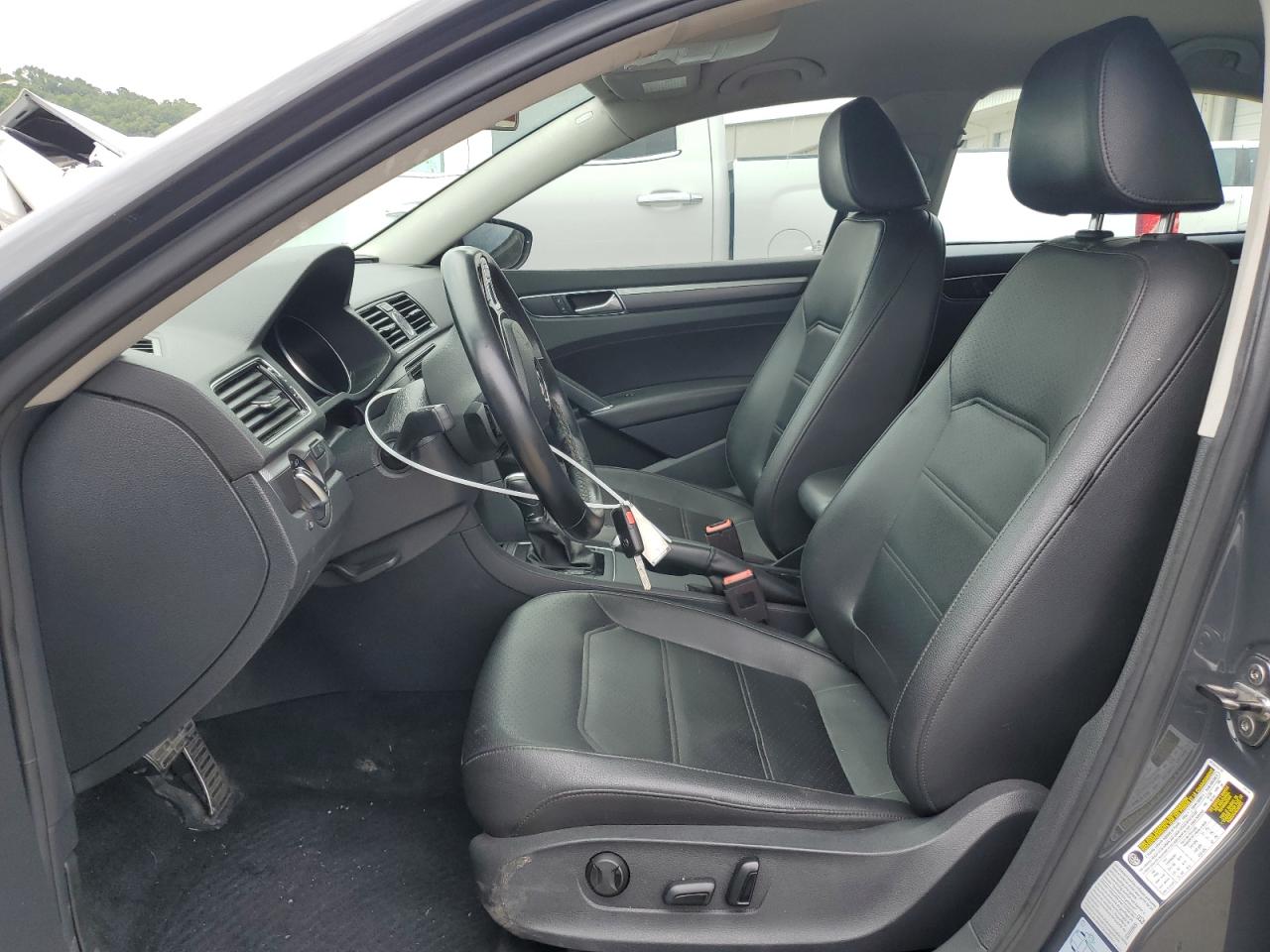 1VWDT7A39HC085423 2017 Volkswagen Passat R-Line