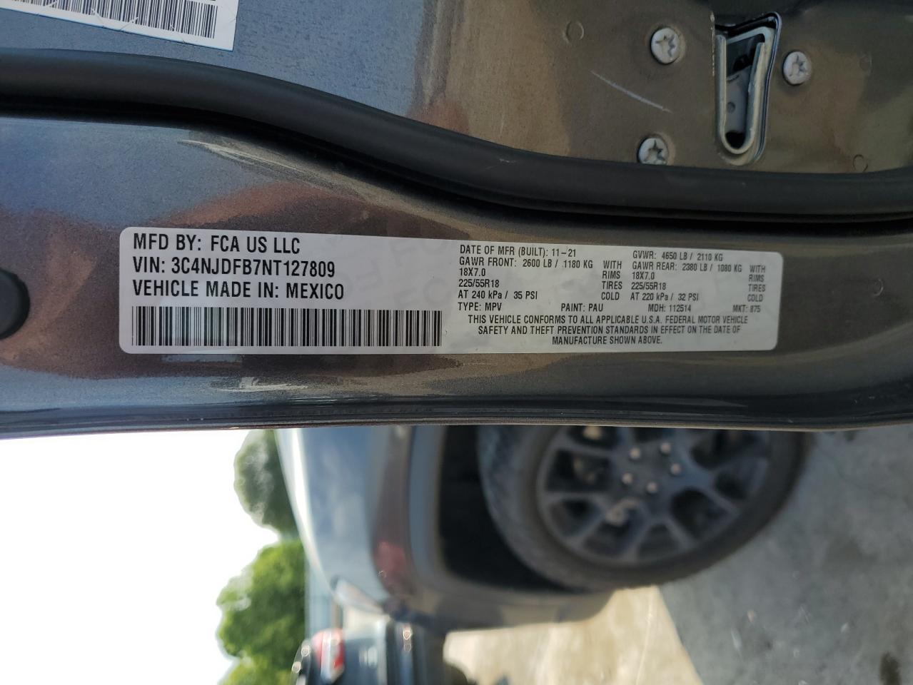 3C4NJDFB7NT127809 2022 Jeep Compass Latitude Lux