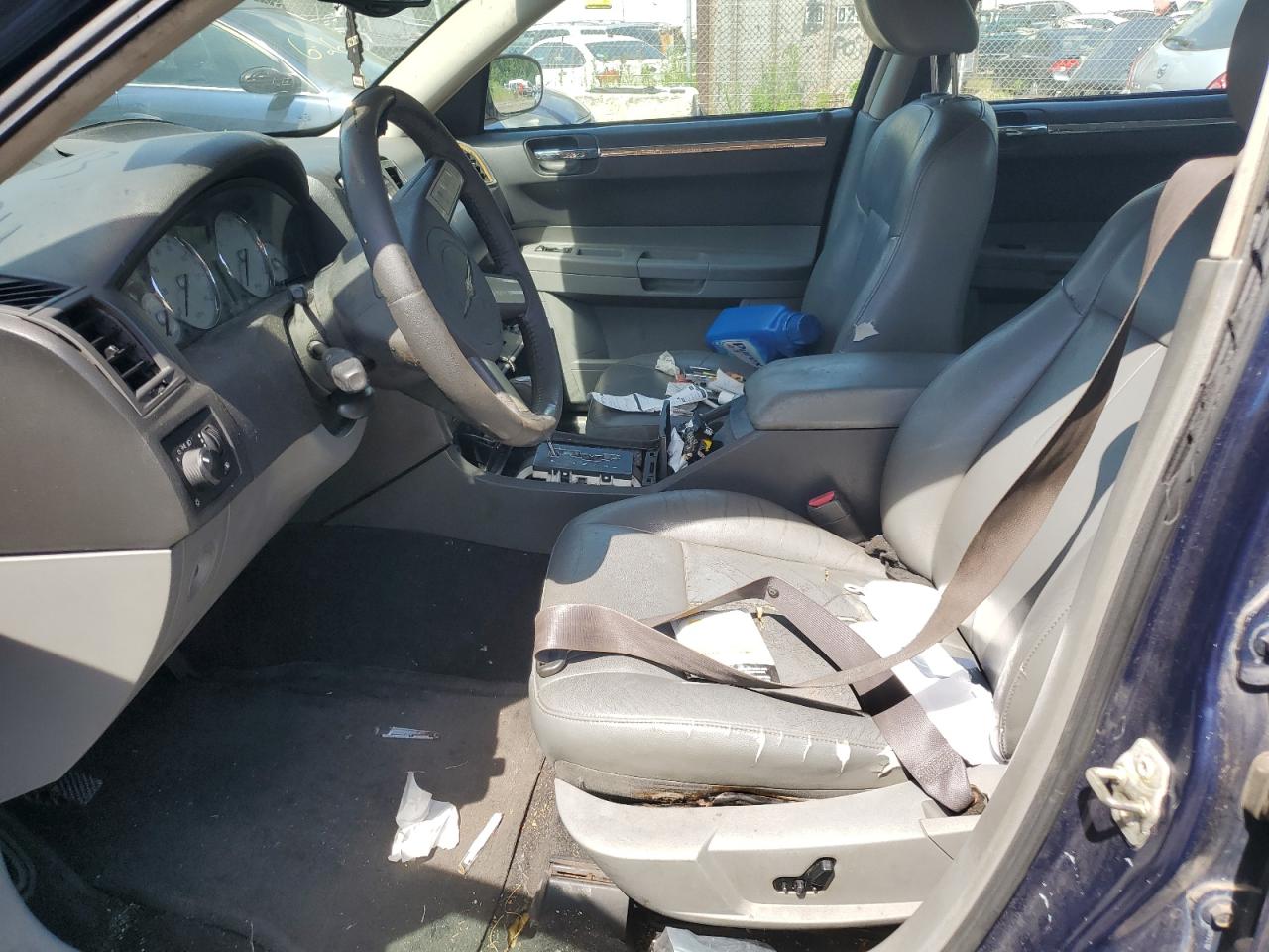 2C3JA53G05H522397 2005 Chrysler 300 Touring