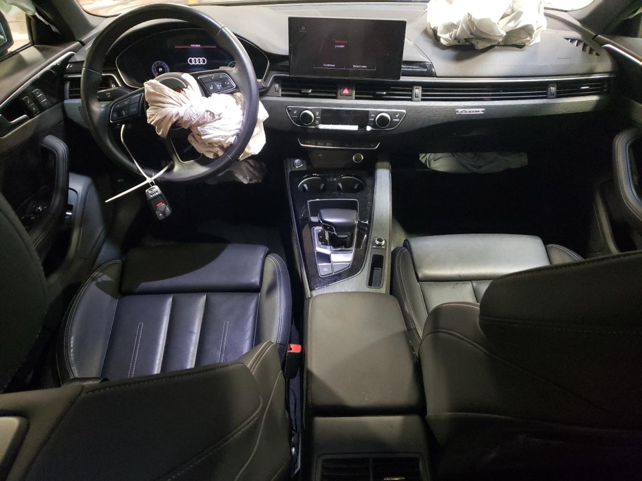 WAUEAAF43NN013349 2022 Audi A4 Premium Plus 45