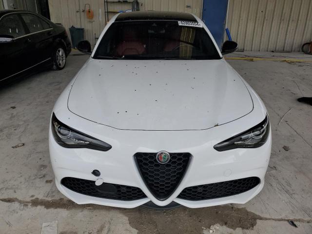 VIN ZARFAMBN7N7666283 2022 Alfa Romeo Giulia, Super no.5