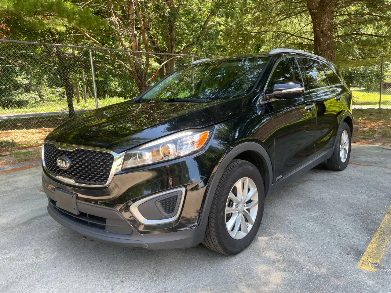 2016 Kia Sorento Lx vin: 5XYPGDA30GG102011