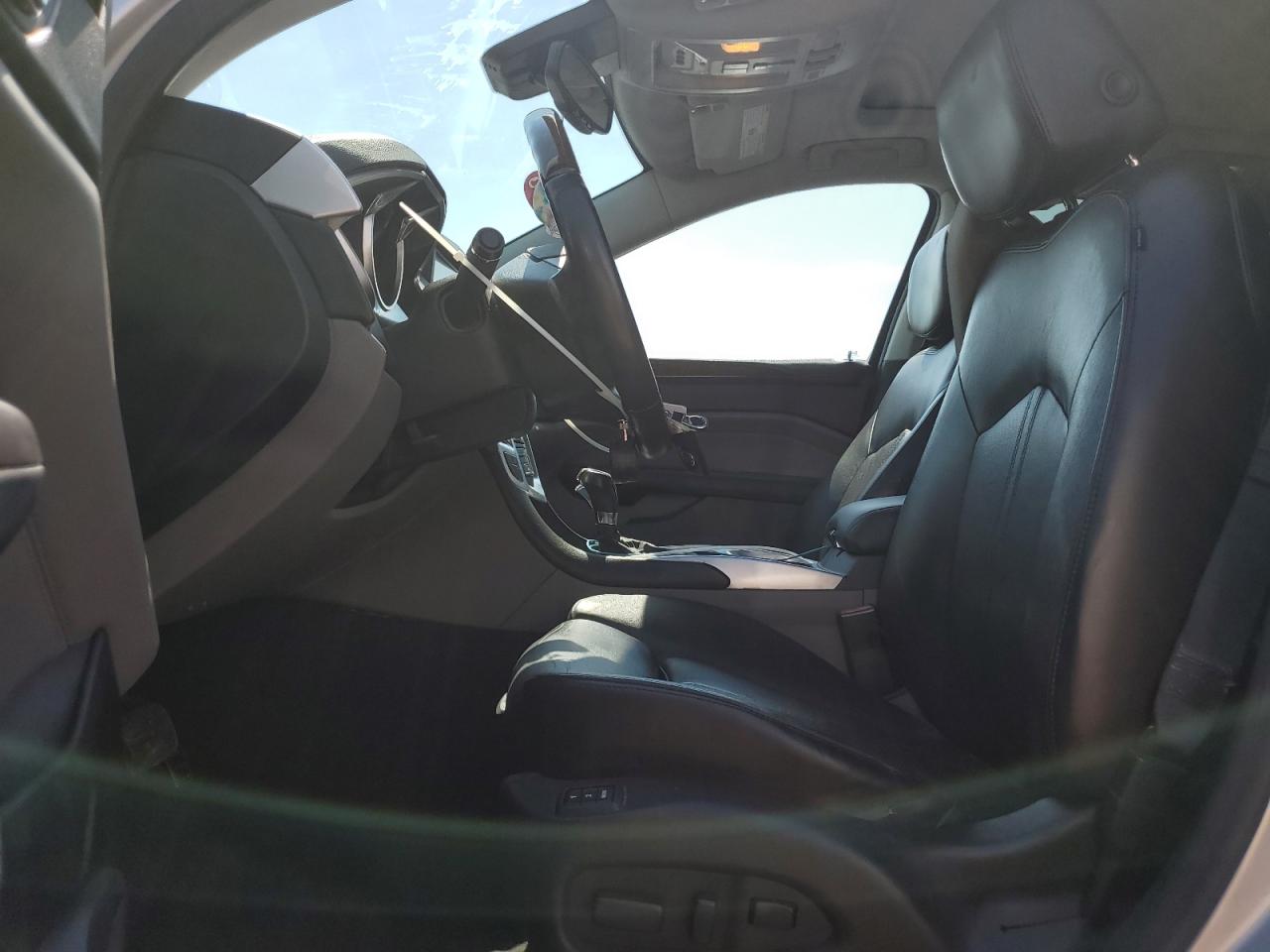 3GYFNAEY8BS671938 2011 Cadillac Srx Luxury Collection