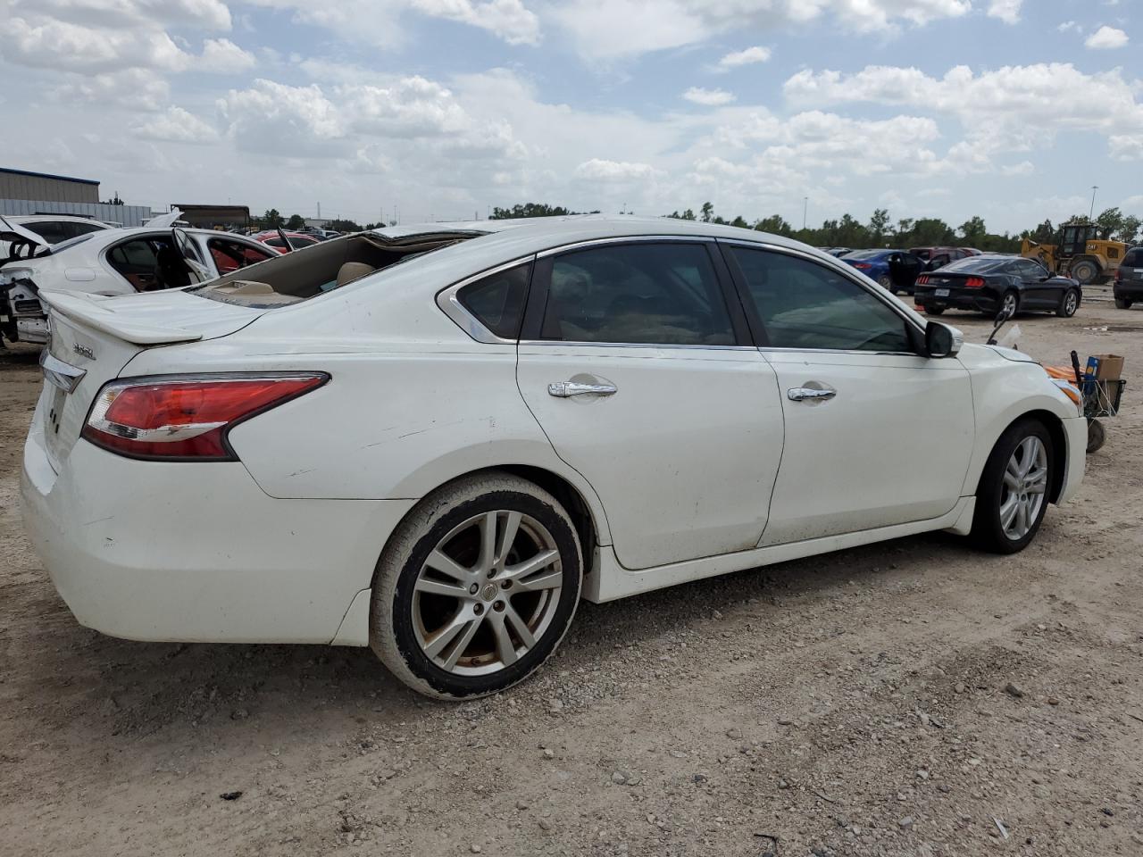 2014 Nissan Altima 3.5S vin: 1N4BL3APXEC180807