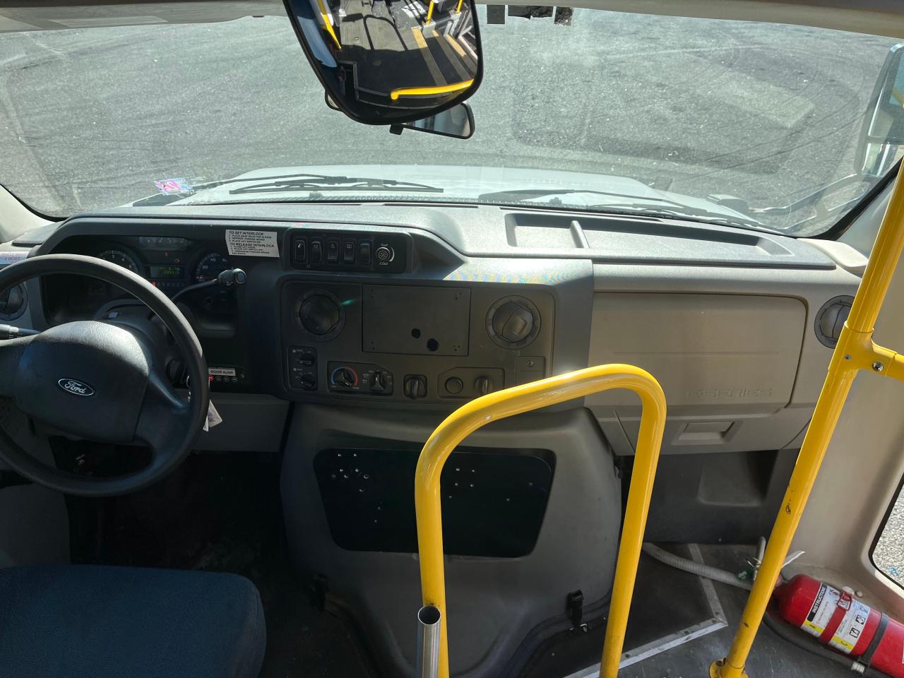 1FDFE4FS9DDA85510 2013 Ford Econoline E450 Super Duty Cutaway Van