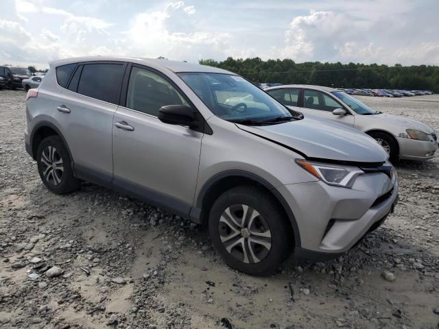 VIN JTMZFREV6JJ195290 2018 Toyota RAV4, LE no.4