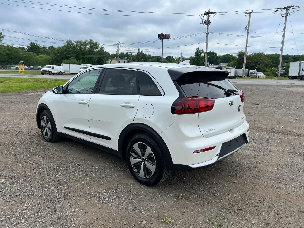 2017 Kia Niro Fe vin: KNDCB3LC5H5081204