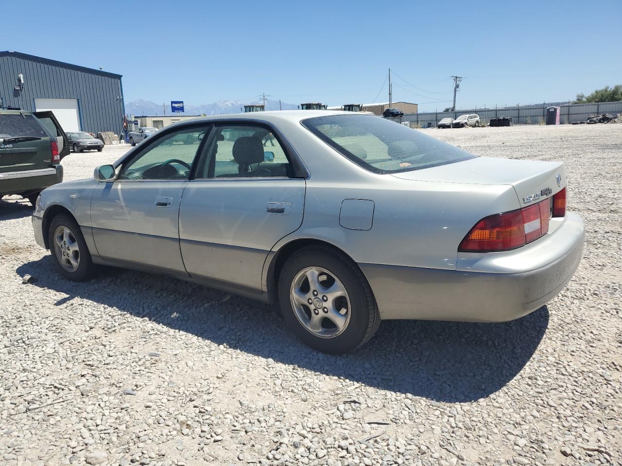 JT8BF22G8V0040975 1997 Lexus Es 300