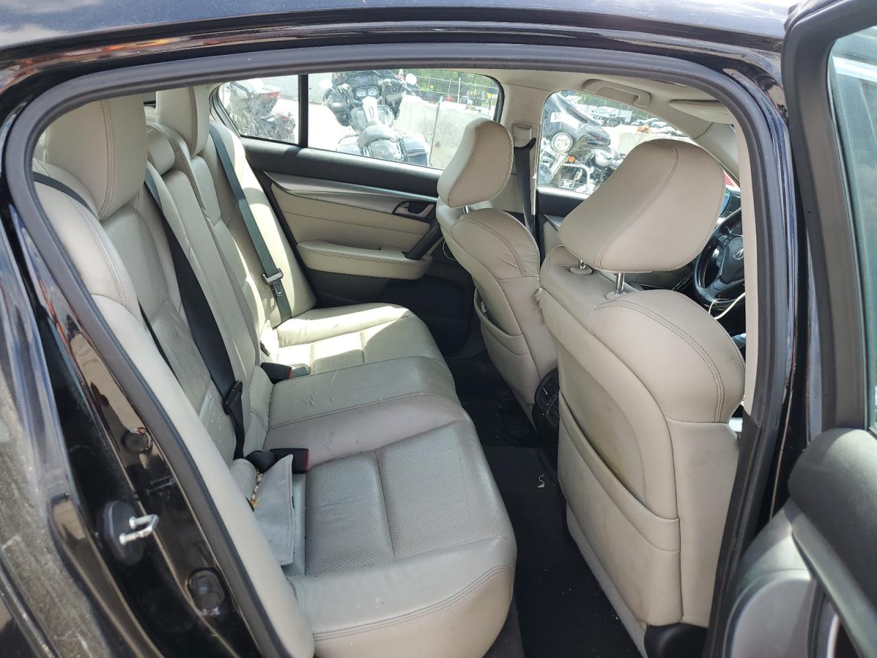 19UUA9F53AA003266 2010 Acura Tl