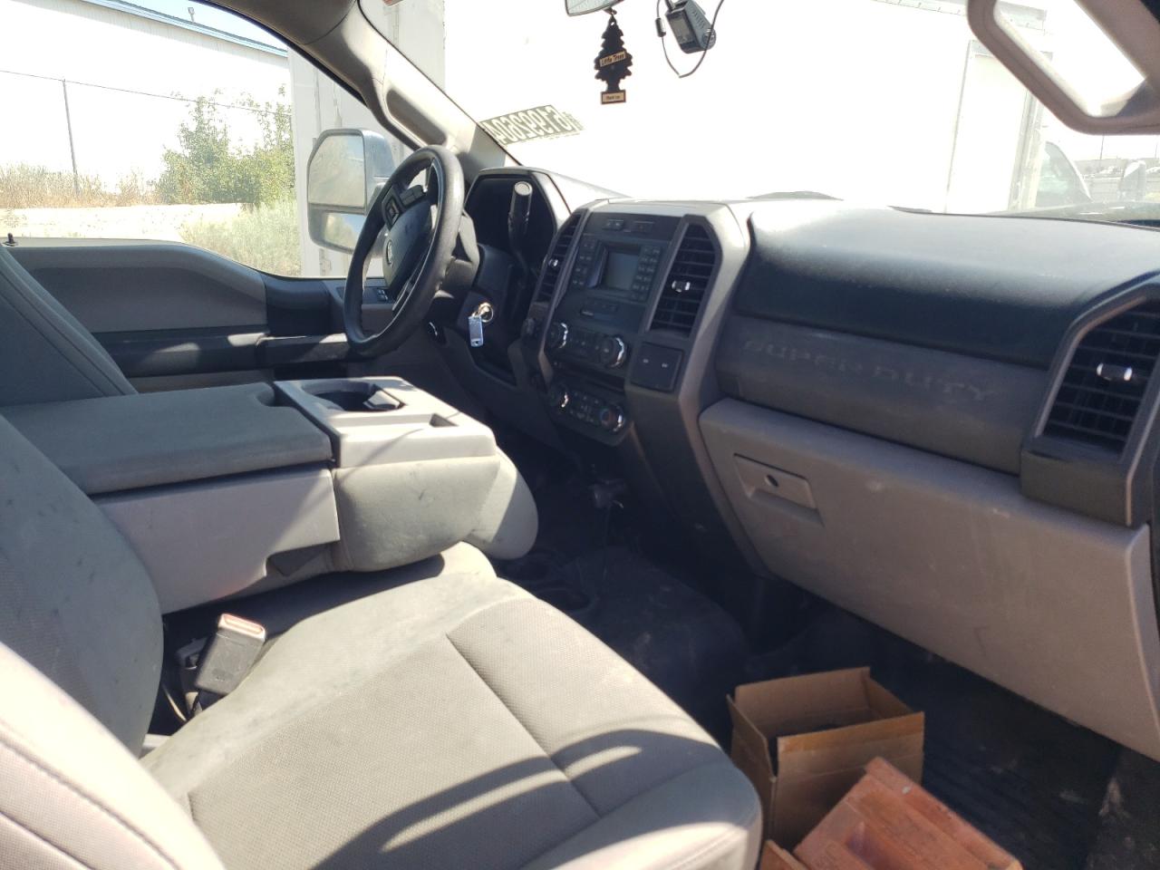 1FDUF5HT5HDA01026 2017 Ford F550 Super Duty