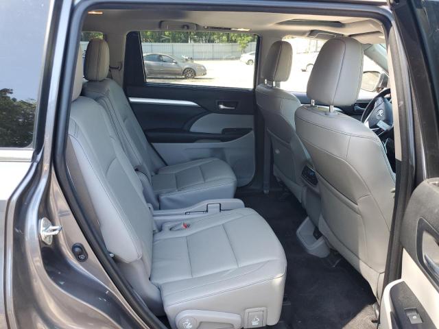 2017 Toyota Highlander Se VIN: 5TDKZRFH1HS225746 Lot: 61433214