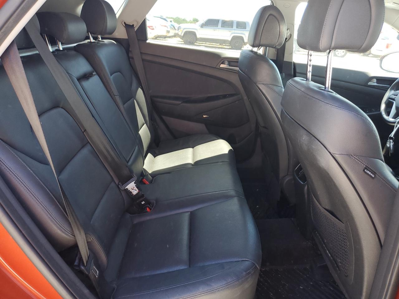 KM8J33A2XHU283469 2017 Hyundai Tucson Limited