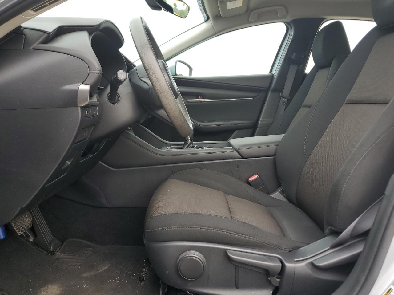 3MZBPABL0LM130599 2020 Mazda 3