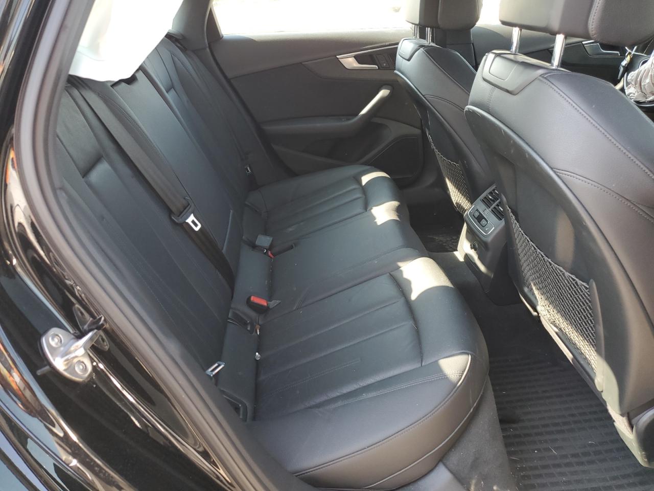 WAUFNAF49HN014194 2017 Audi A4 Prestige