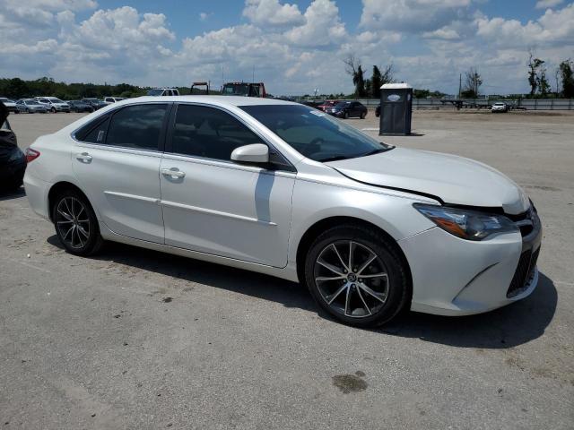 VIN 4T1BF1FK3HU353645 2017 Toyota Camry, LE no.4