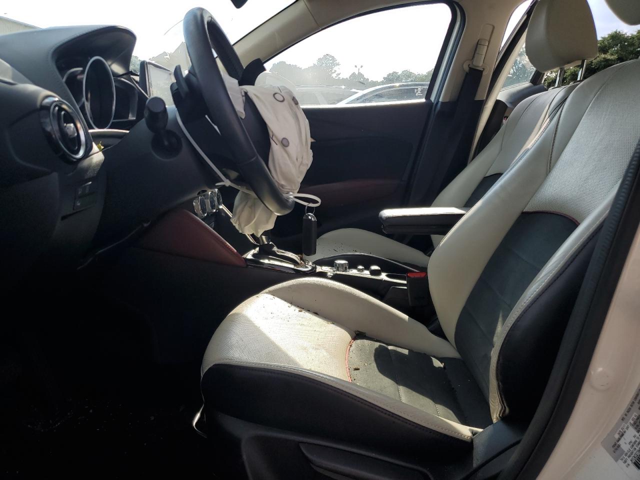 JM1DKDD78H0174615 2017 Mazda Cx-3 Grand Touring