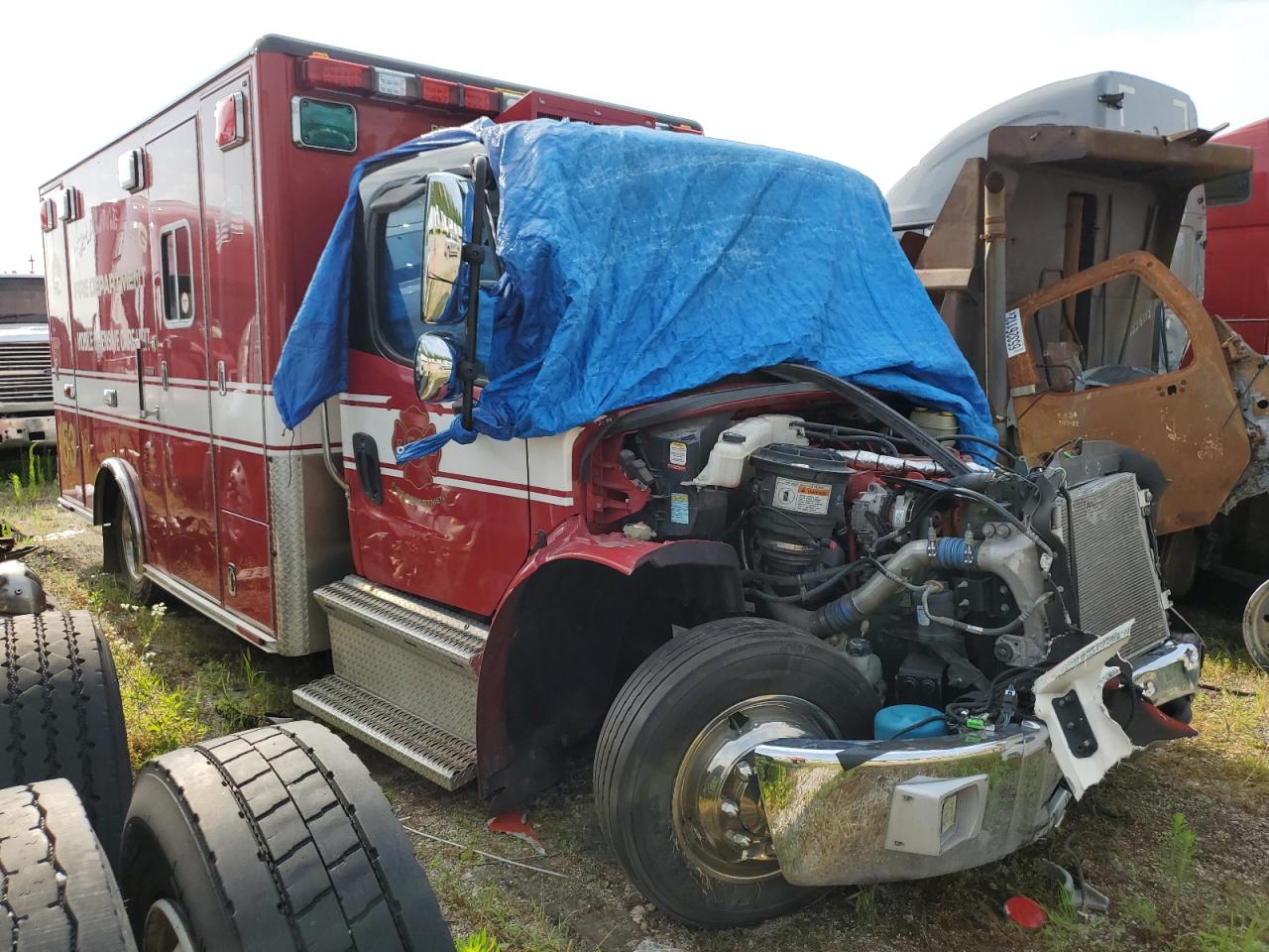 Lot #3027021846 2015 FREIGHTLINER M2 106 MED