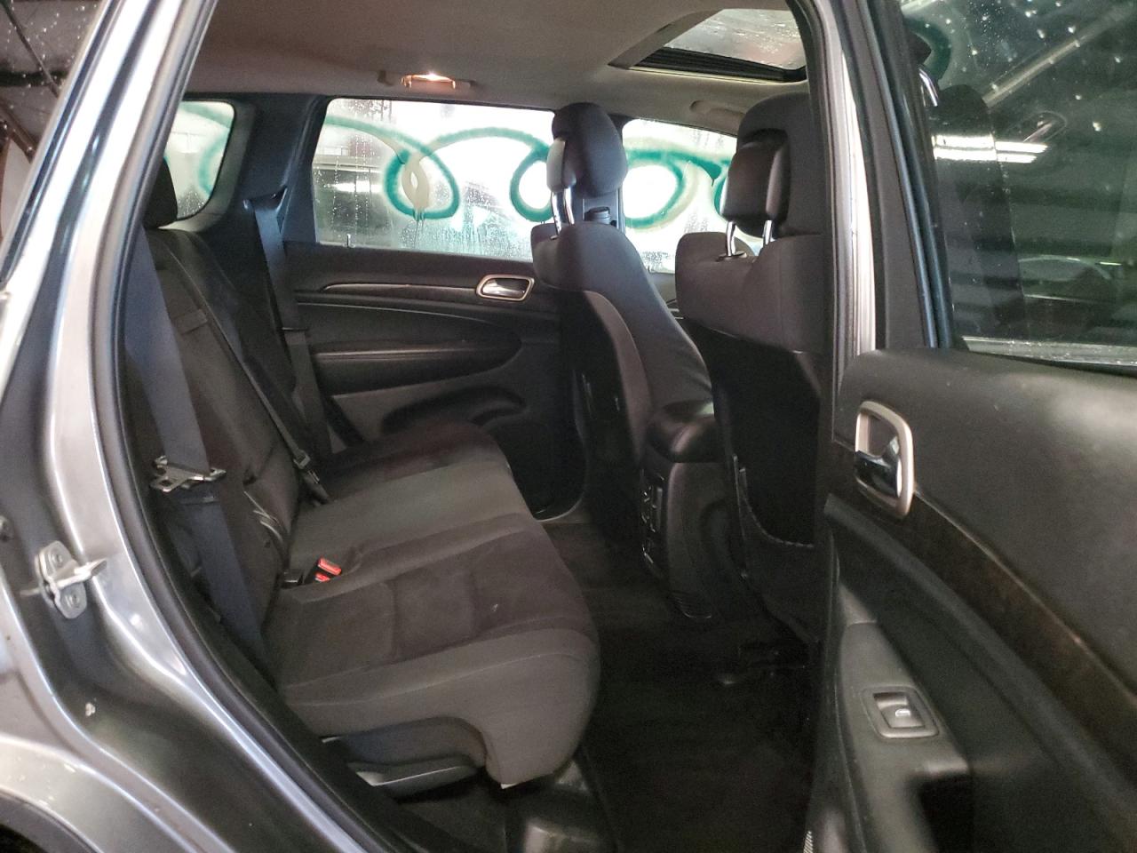 1C4RJFAG8CC265416 2012 Jeep Grand Cherokee Laredo