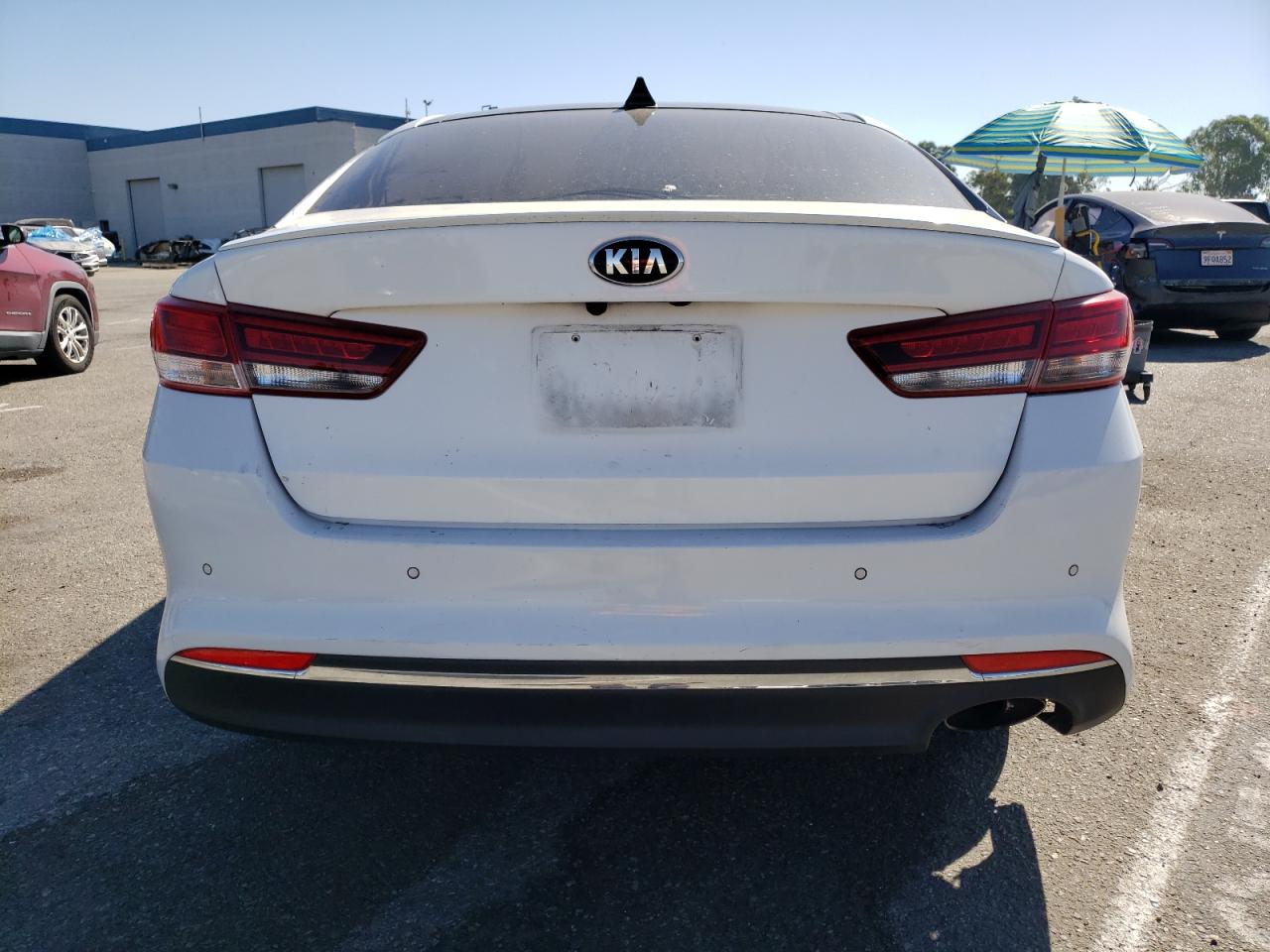 2018 Kia Optima Lx vin: 5XXGT4L33JG244244