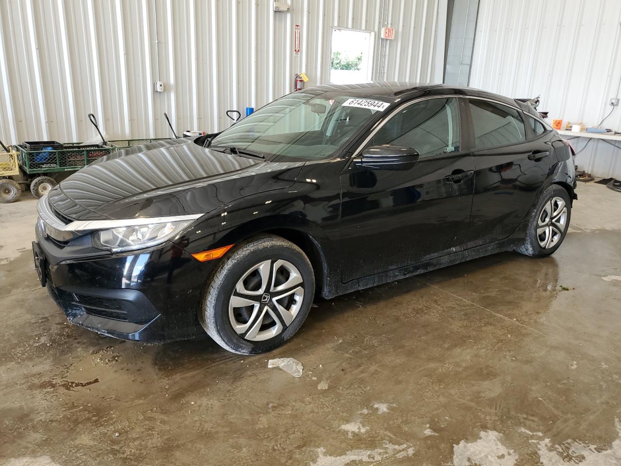 19XFC2F5XJE016800 2018 Honda Civic Lx