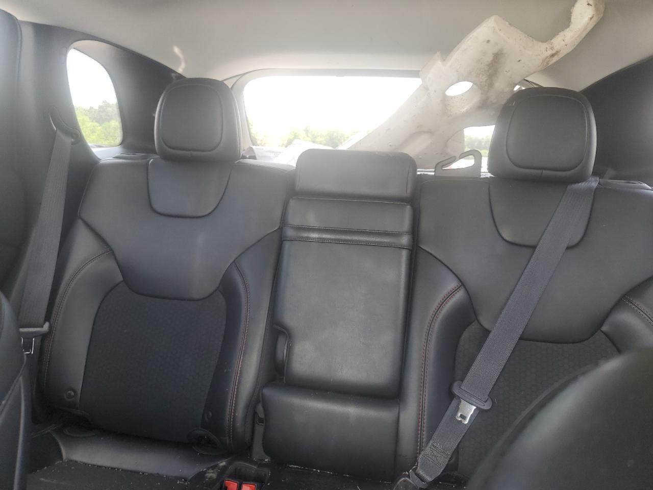 1C4PJMBN9KD192994 2019 Jeep Cherokee Trailhawk