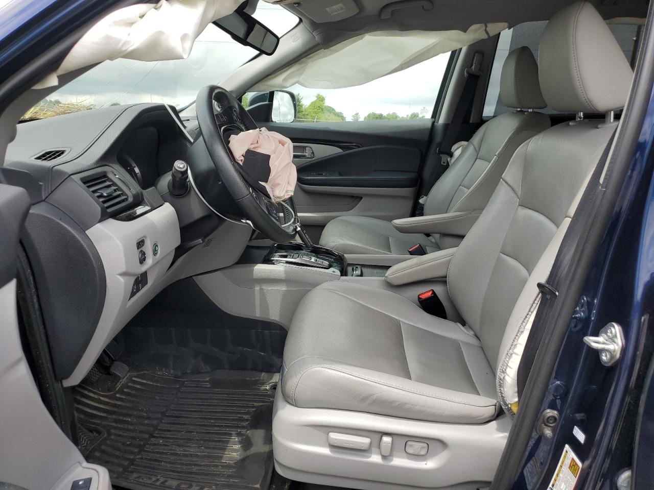 5FNYF5H92GB027603 2016 Honda Pilot Touring