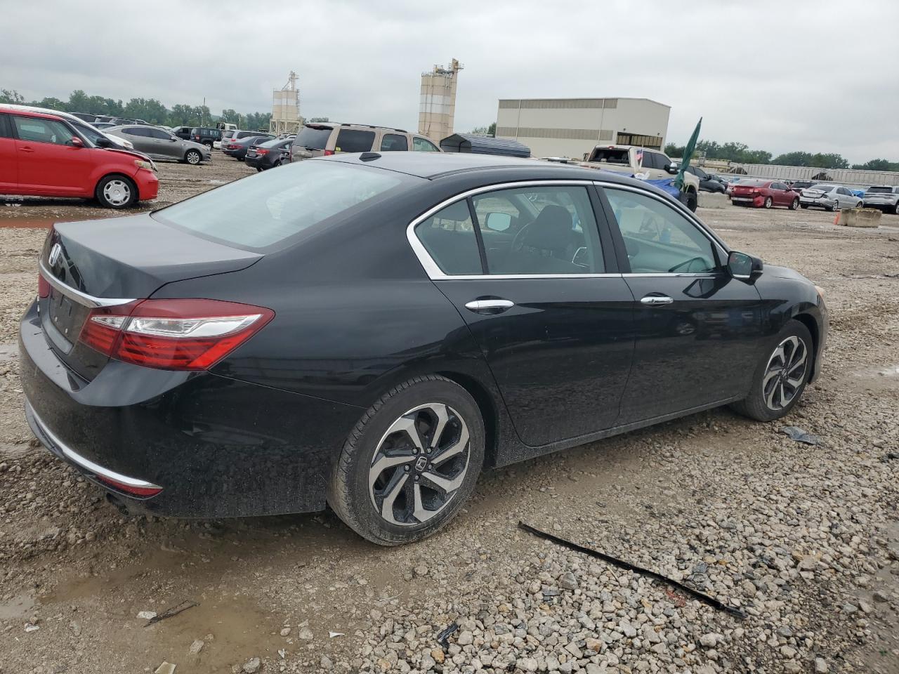 Lot #2792266295 2017 HONDA ACCORD EX