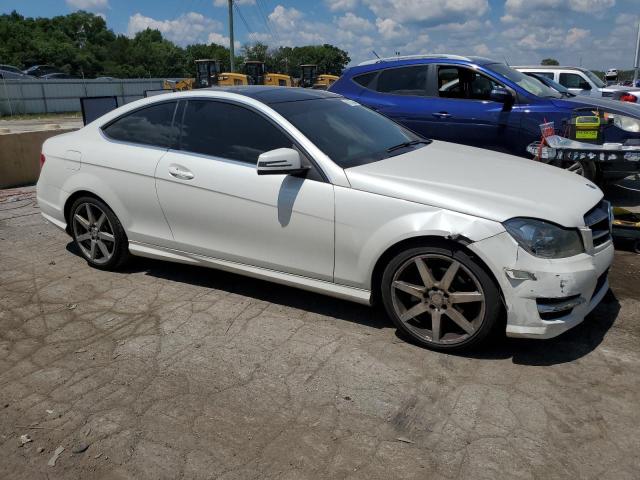 VIN WDDGJ4HB1EG330565 2014 Mercedes-Benz C-Class, 250 no.4