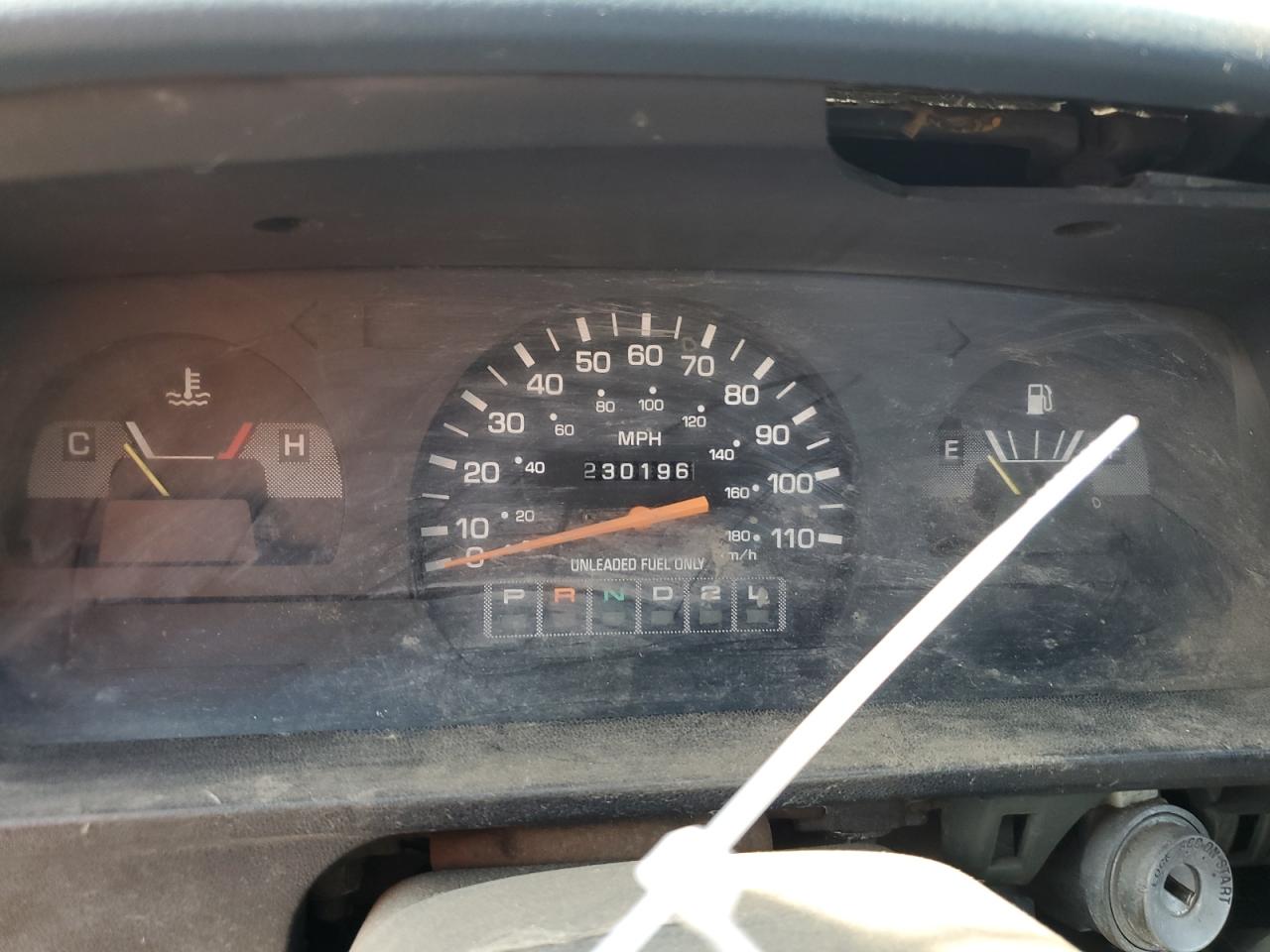 4TARN81P0NZ045263 1992 Toyota Pickup 1/2 Ton Short Wheelbase Dlx