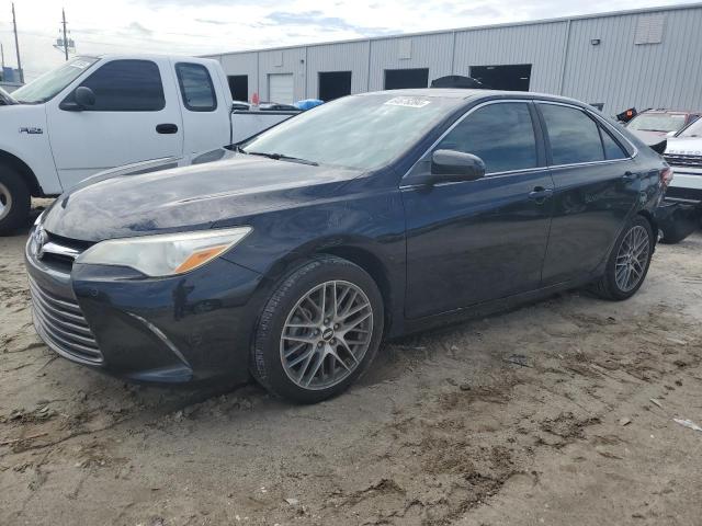 VIN 4T4BF1FK8FR450987 2015 Toyota Camry, LE no.1