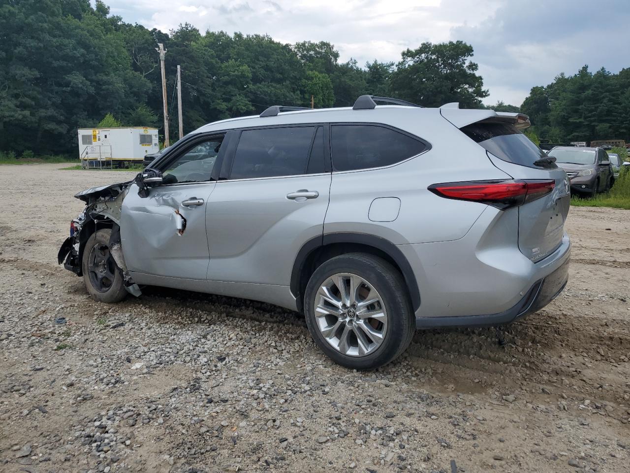 2021 Toyota Highlander Limited vin: 5TDYZRAH4MS521582