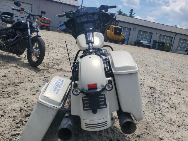 2018 HARLEY-DAVIDSON FLHXS STRE - 1HD1KRC12JB664764
