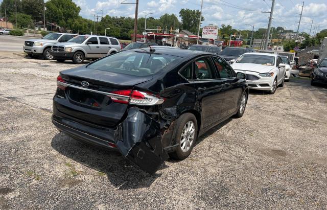 VIN 3FA6P0G77HR140850 2017 Ford Fusion, S no.4