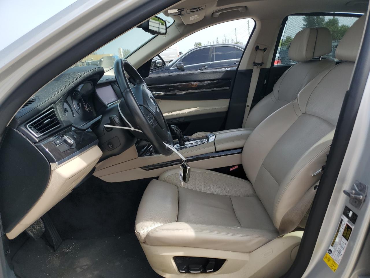 WBAKB8C52BC852244 2011 BMW 750 Li