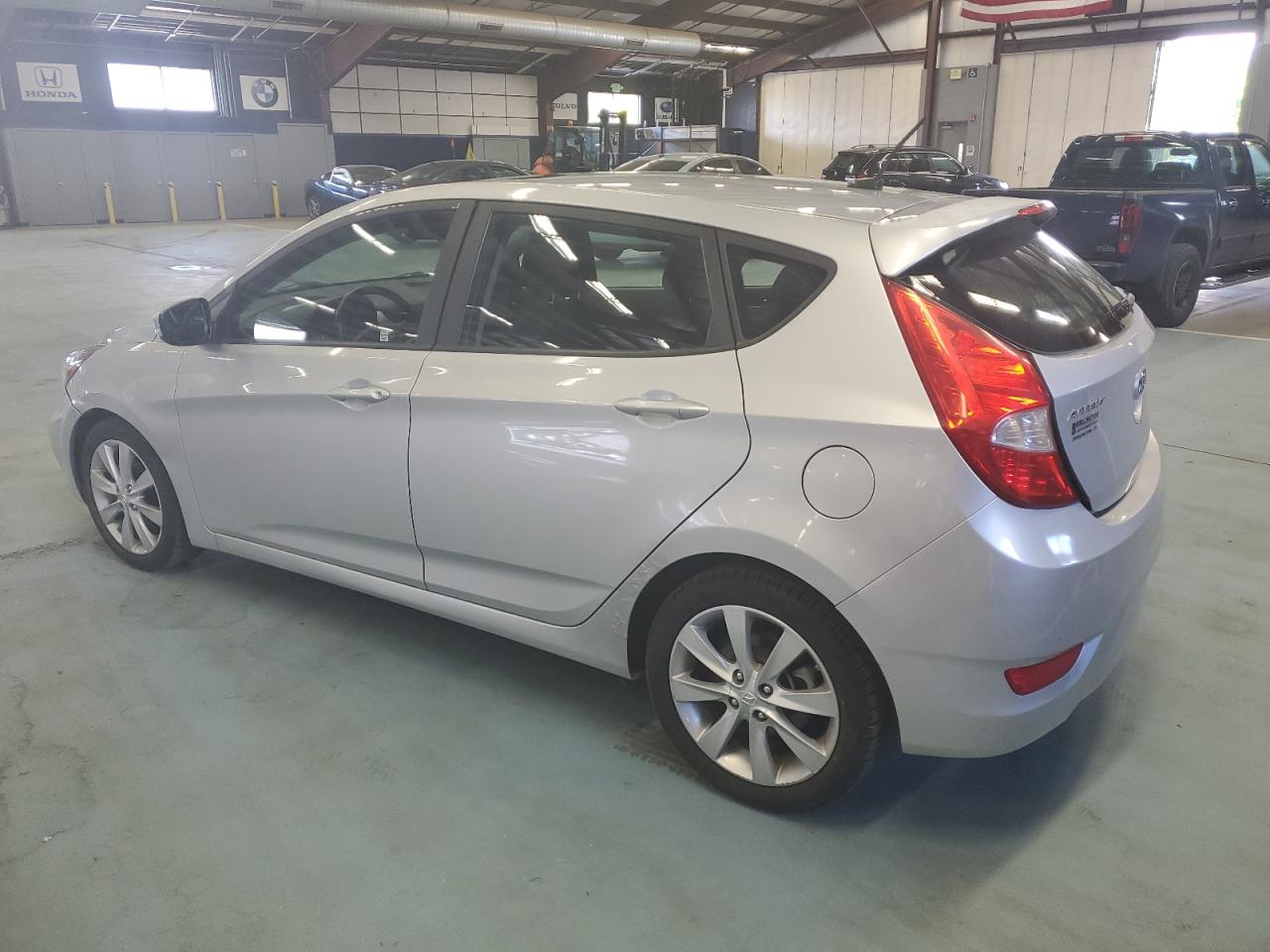 2013 Hyundai Accent Gls vin: KMHCU5AE4DU102629