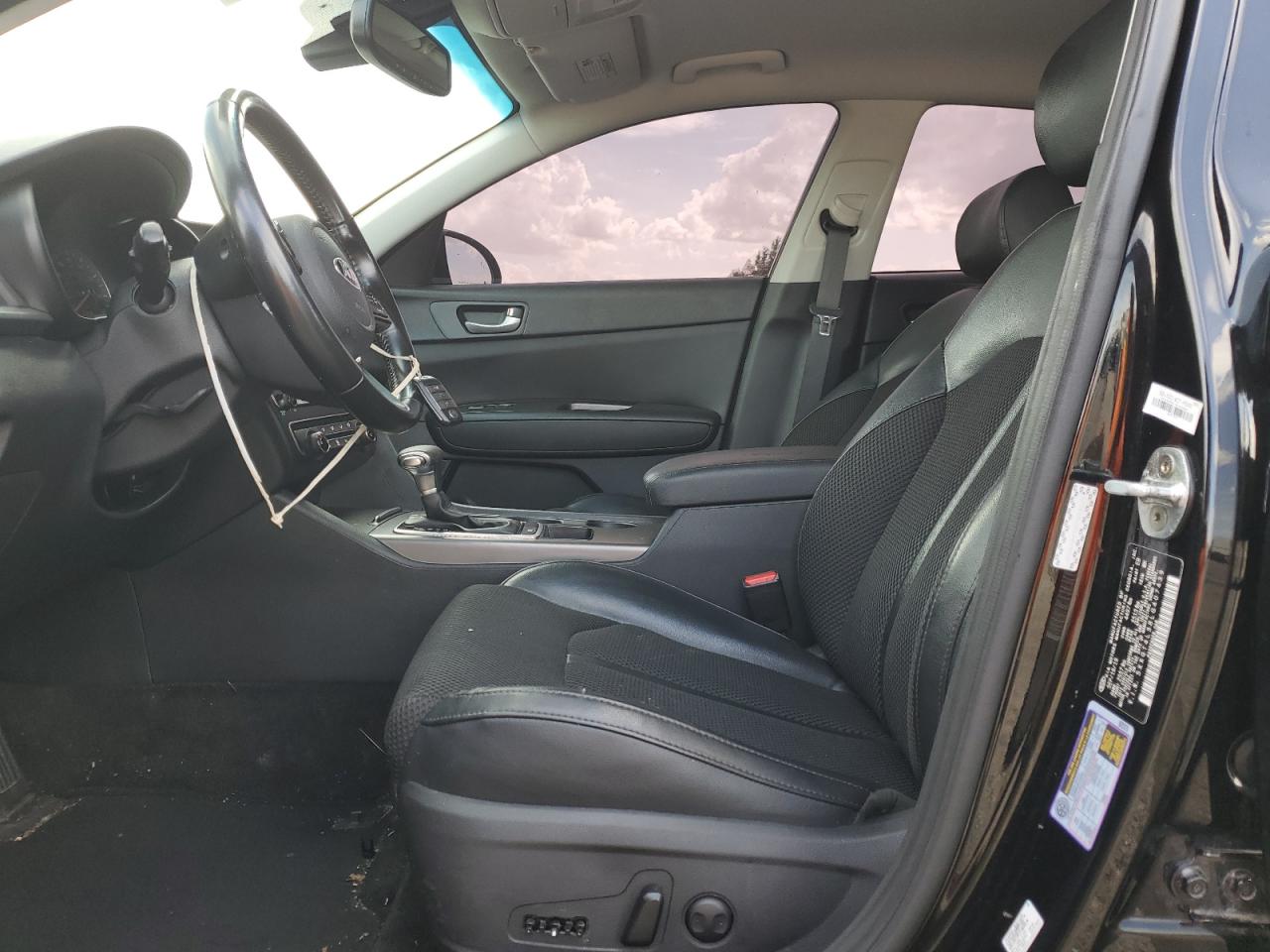 5XXGT4L38LG407439 2020 Kia Optima Lx