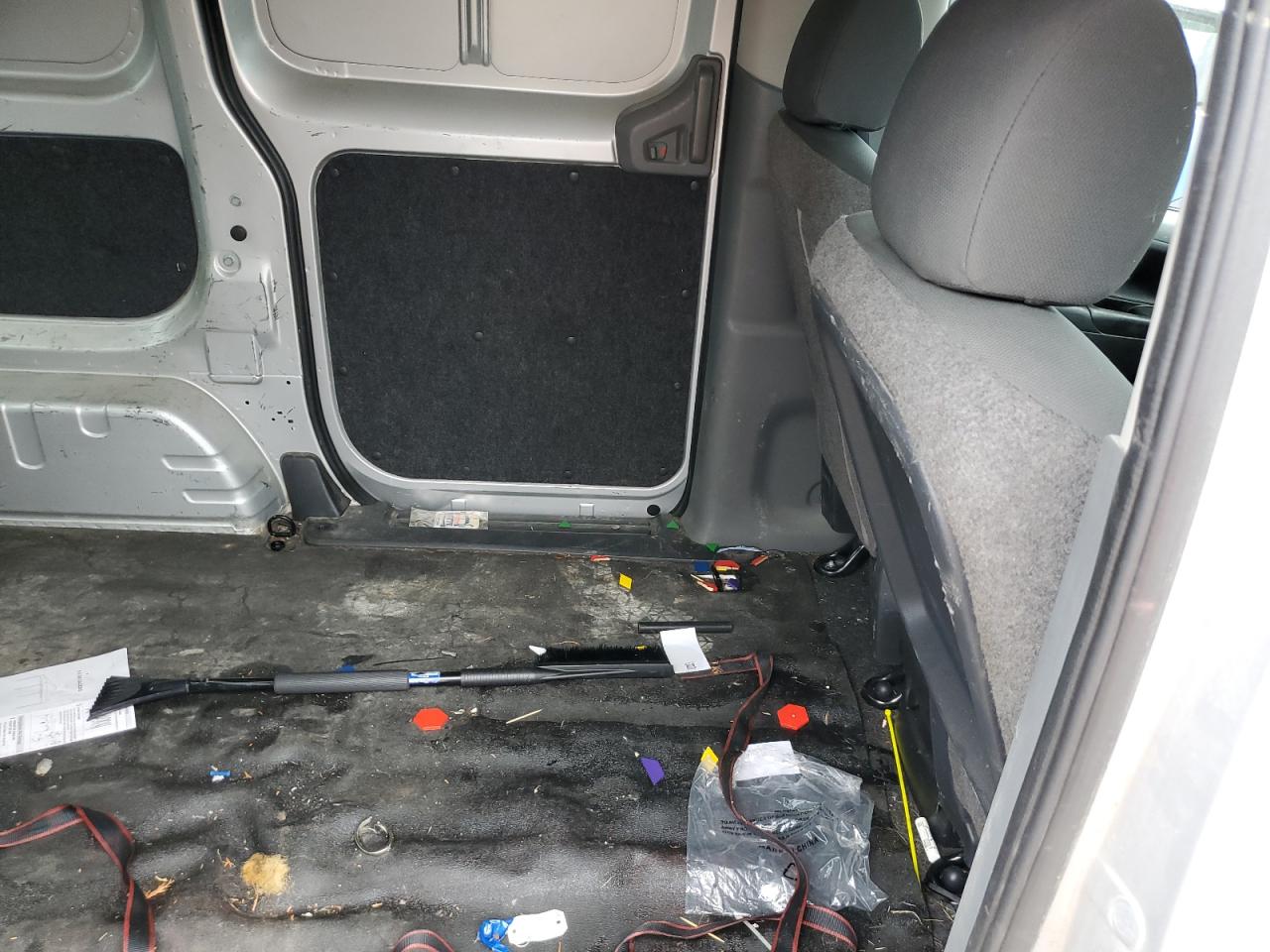 3N6CM0KN8DK690716 2013 Nissan Nv200 2.5S