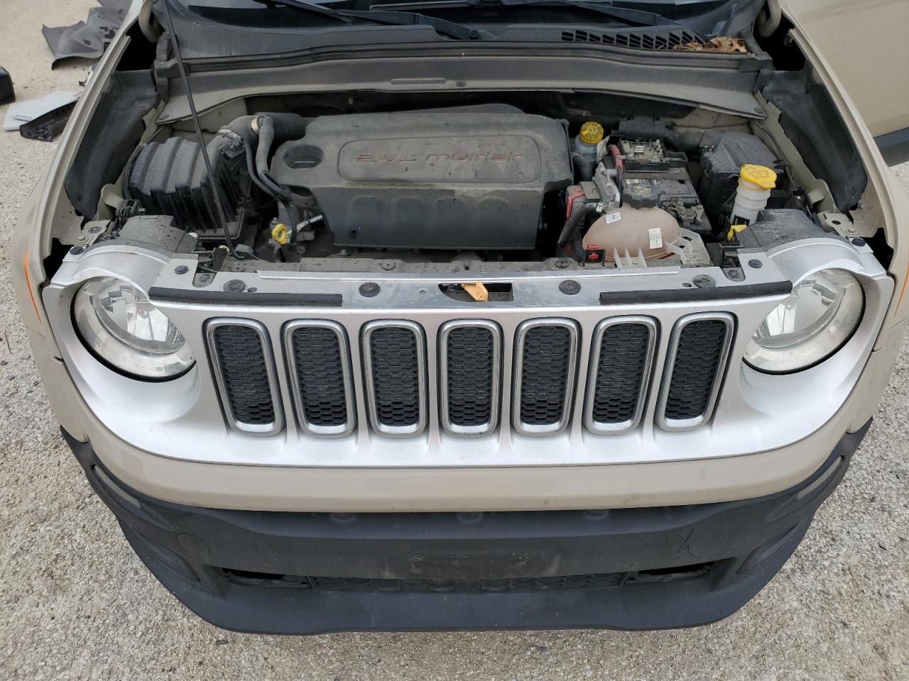 ZACCJADT8FPC13835 2015 Jeep Renegade Limited