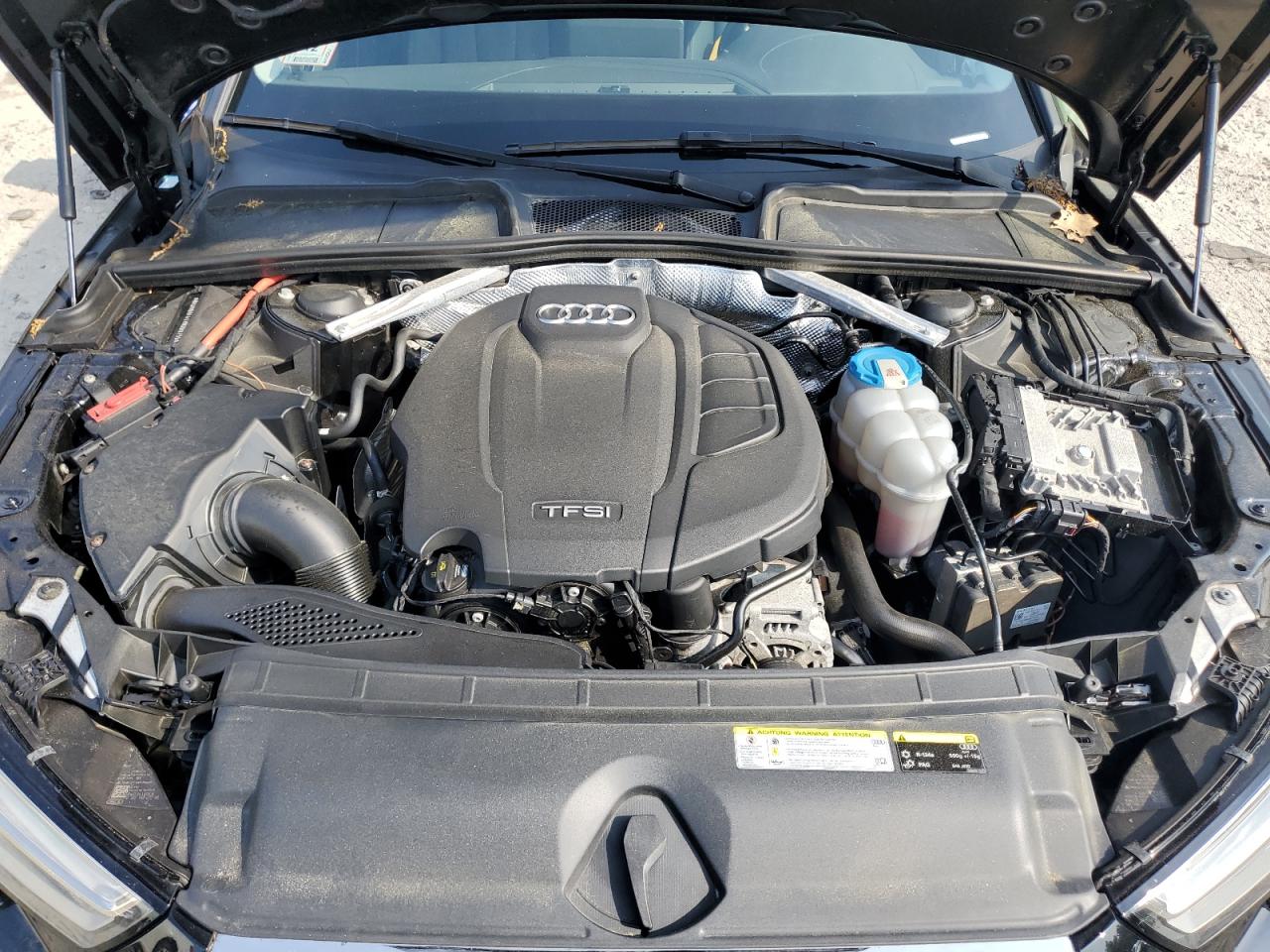 WAUANAF41HN008755 2017 Audi A4 Premium