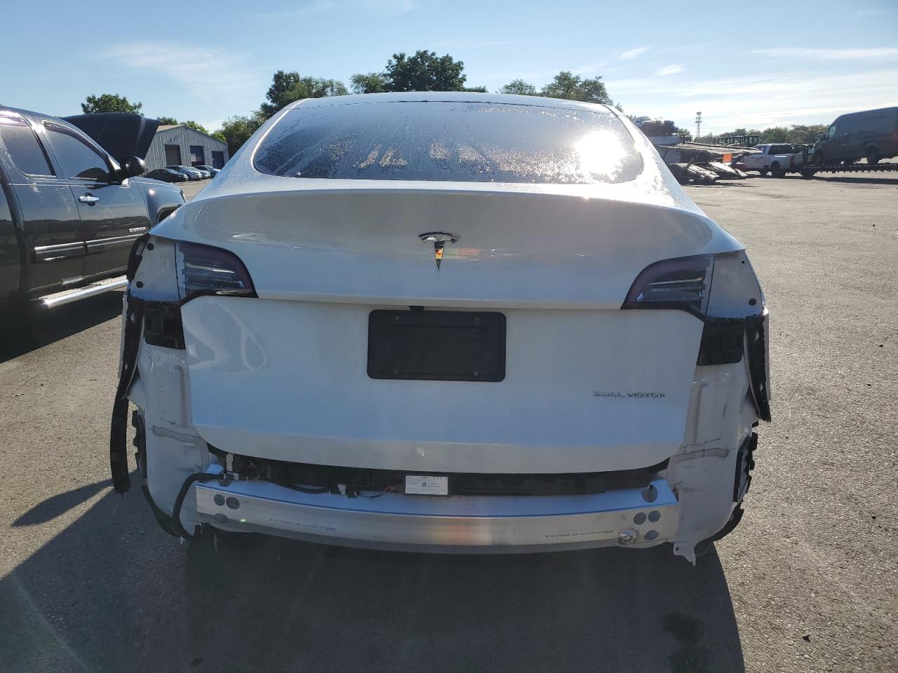 7SAYGDEE9PF801504 2023 Tesla Model Y