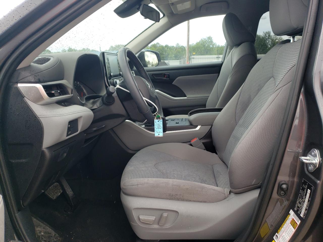 5TDZZRAH8MS085243 2021 Toyota Highlander L