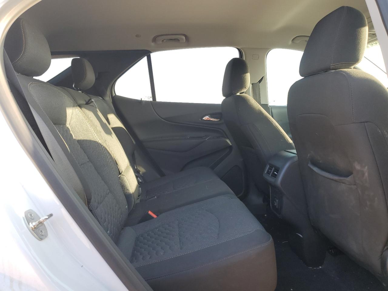 3GNAXKEV3LS735592 CHEVROLET EQUINOX 2020
