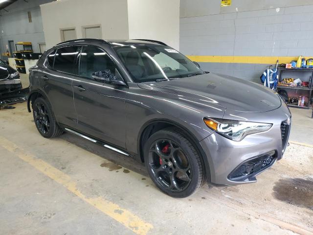 VIN ZASPAKBNXR7D75020 2024 Alfa Romeo Stelvio, TI no.4