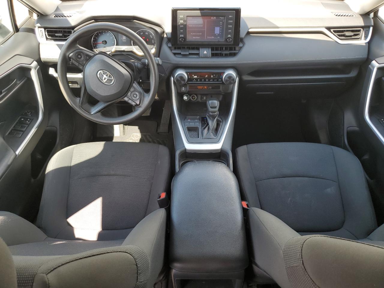 2T3H1RFV4KC004317 2019 Toyota Rav4 Le